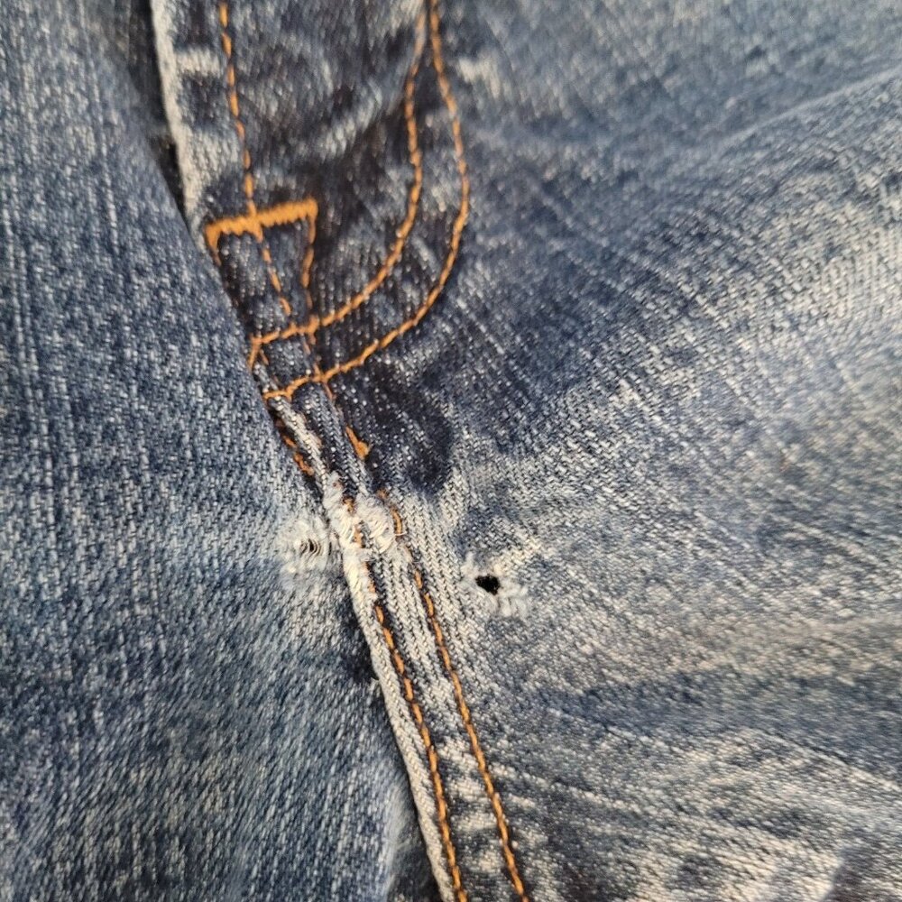 READ Lucky Brand Jeans Mens 30 30x29 Classic Fit Short Inseam Denim Distressed - Picture 8 of 14